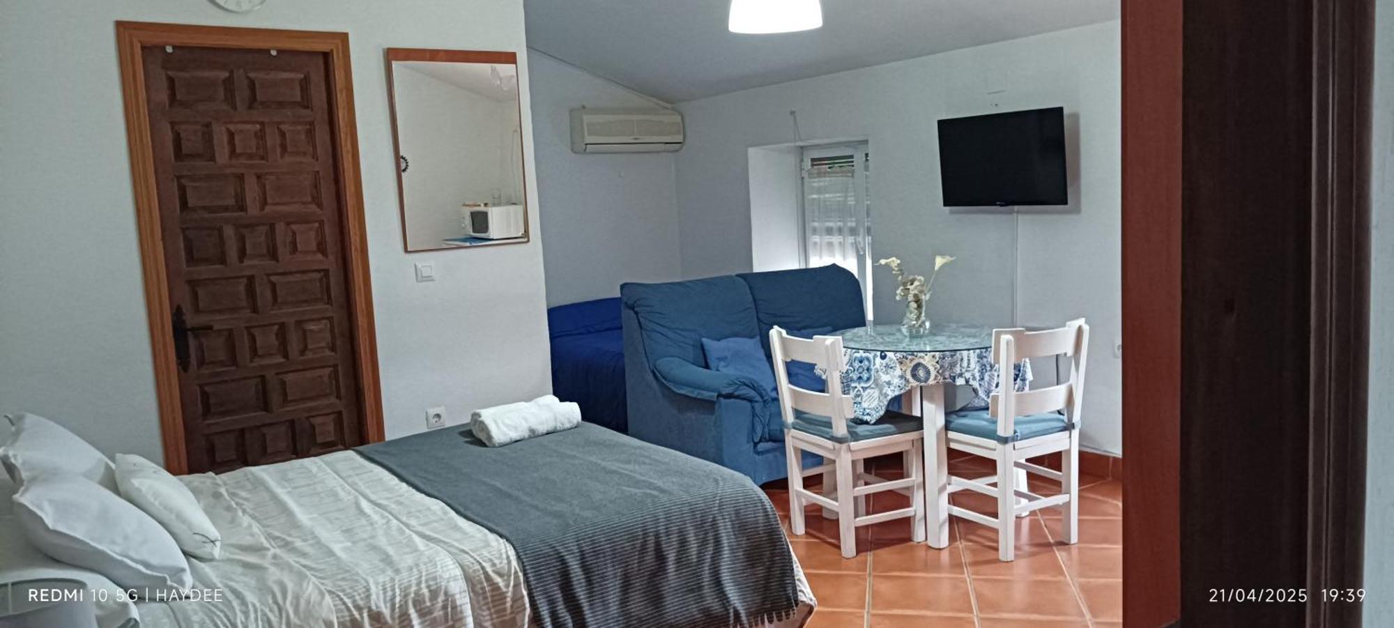 Casa El Azahin Guest House Cazalla de la Sierra Ruang foto